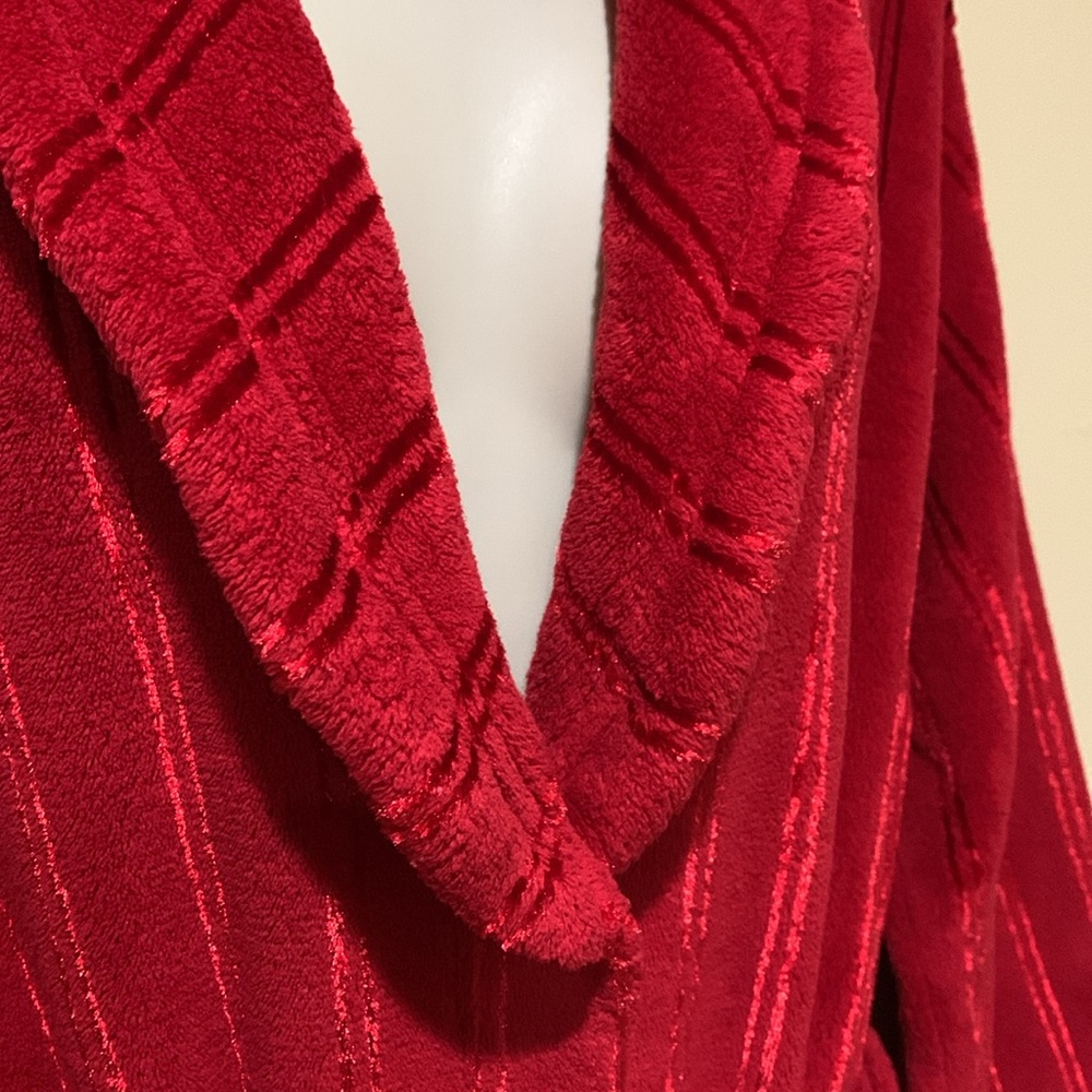 Cozy Robe - Picture 4 of 9